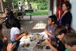 Kindergruppe - Basteln mit Naturmaterialien