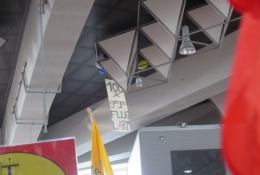 100. Montagsdemo am Flughafen