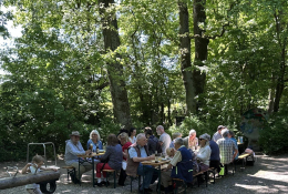 Traditionelle 1. Maifeier am Naturfreundehaus